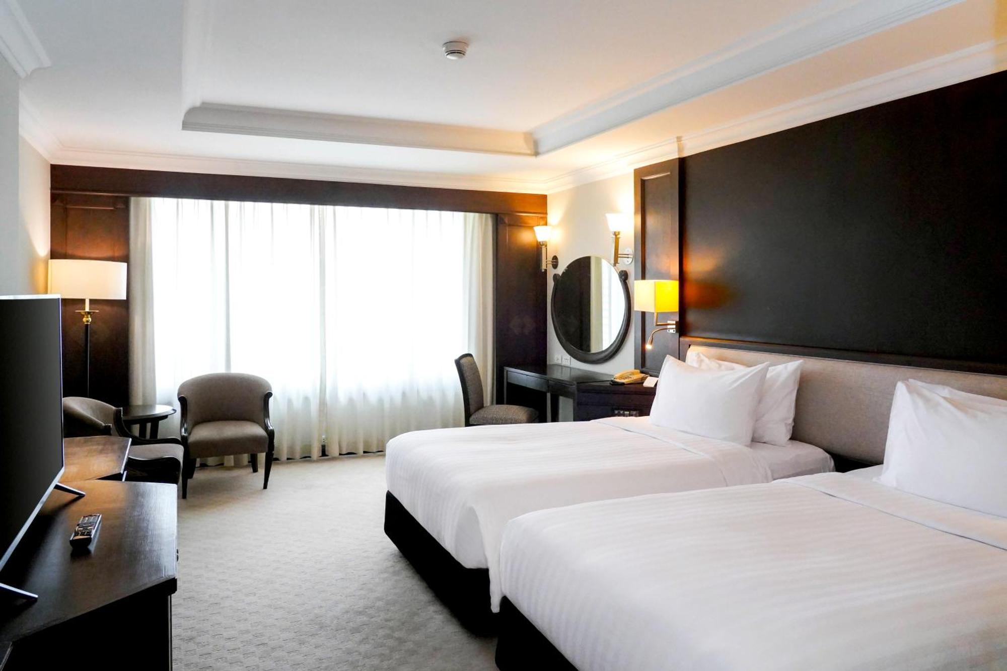 Grand Mercure Bangkok Atrium Kültér fotó Deluxe Room